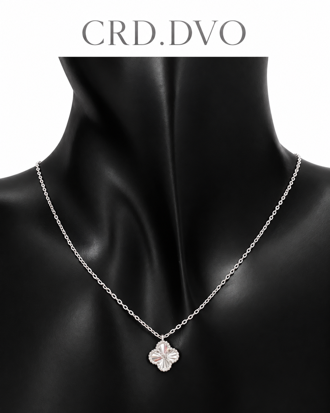 SILVER CLOVER NECKLACE