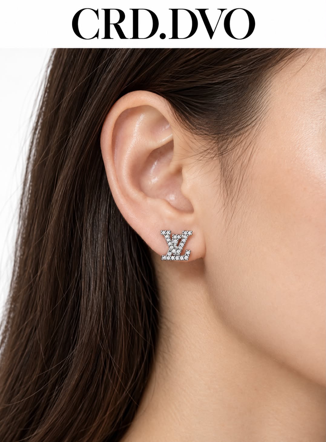 LOVER STUD EARRING